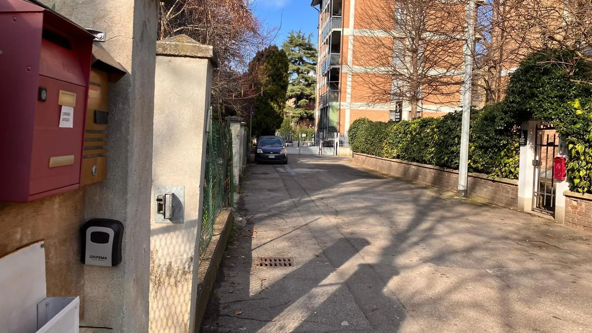 Rossena Home Tranquillo Appartamento, Con Giardino, Vicino Al Centro Ed All'Ospedale Santa Maria Nuova Smn Reggio Emilia