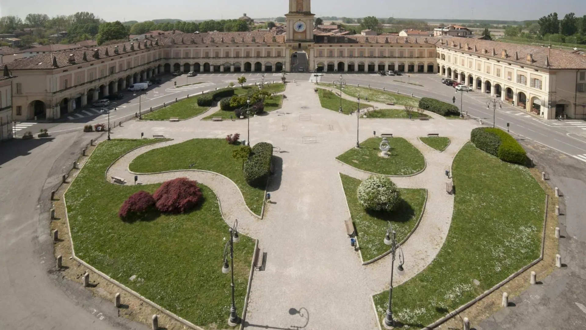 Rossena Home Tranquillo Appartamento, Con Giardino, Vicino Al Centro Ed All'Ospedale Santa Maria Nuova Smn Reggio Emilia İtalya