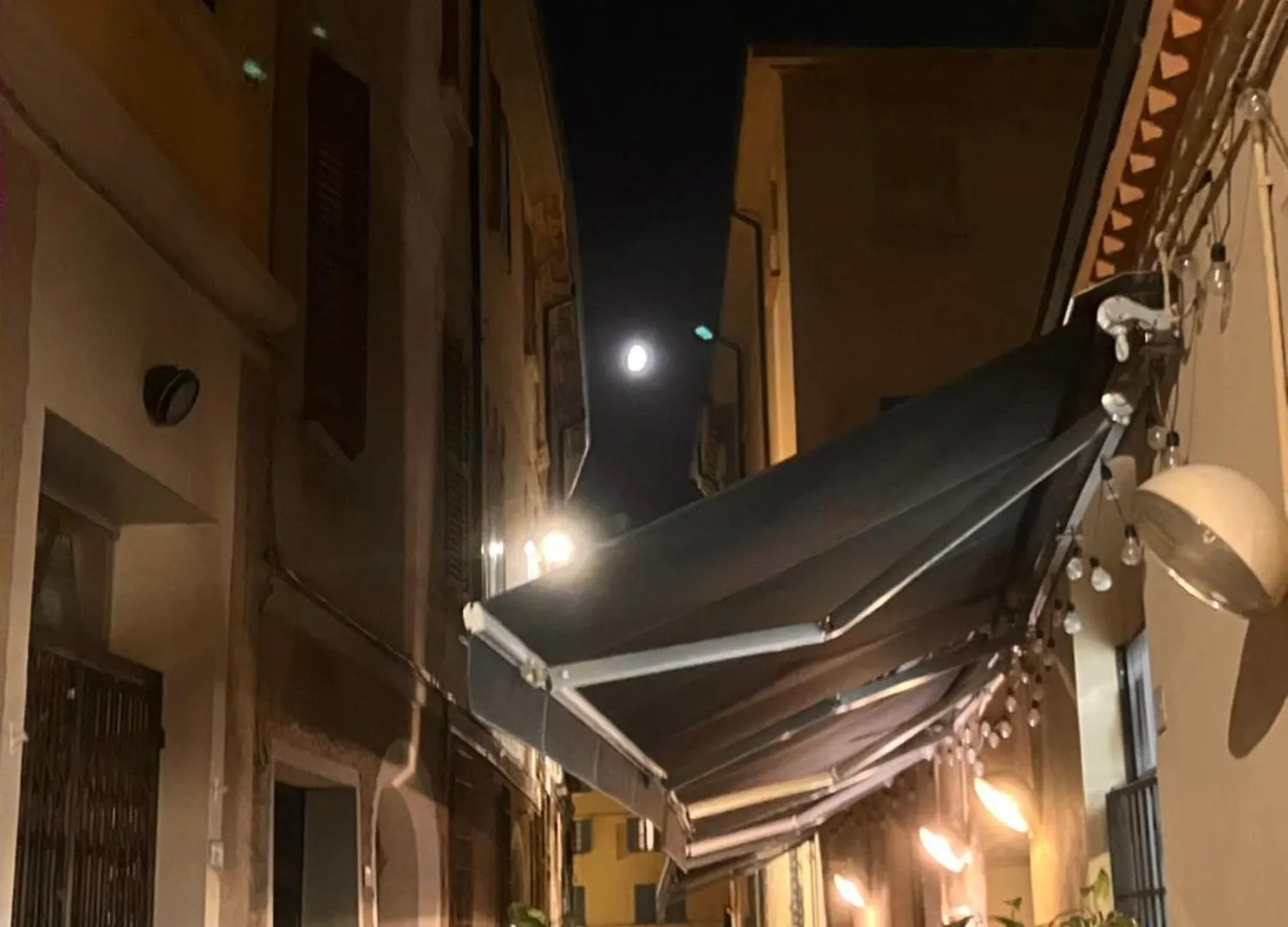Rossena Home Tranquillo Appartamento, Con Giardino, Vicino Al Centro Ed All'Ospedale Santa Maria Nuova Smn ريجّو إيميليا شقة