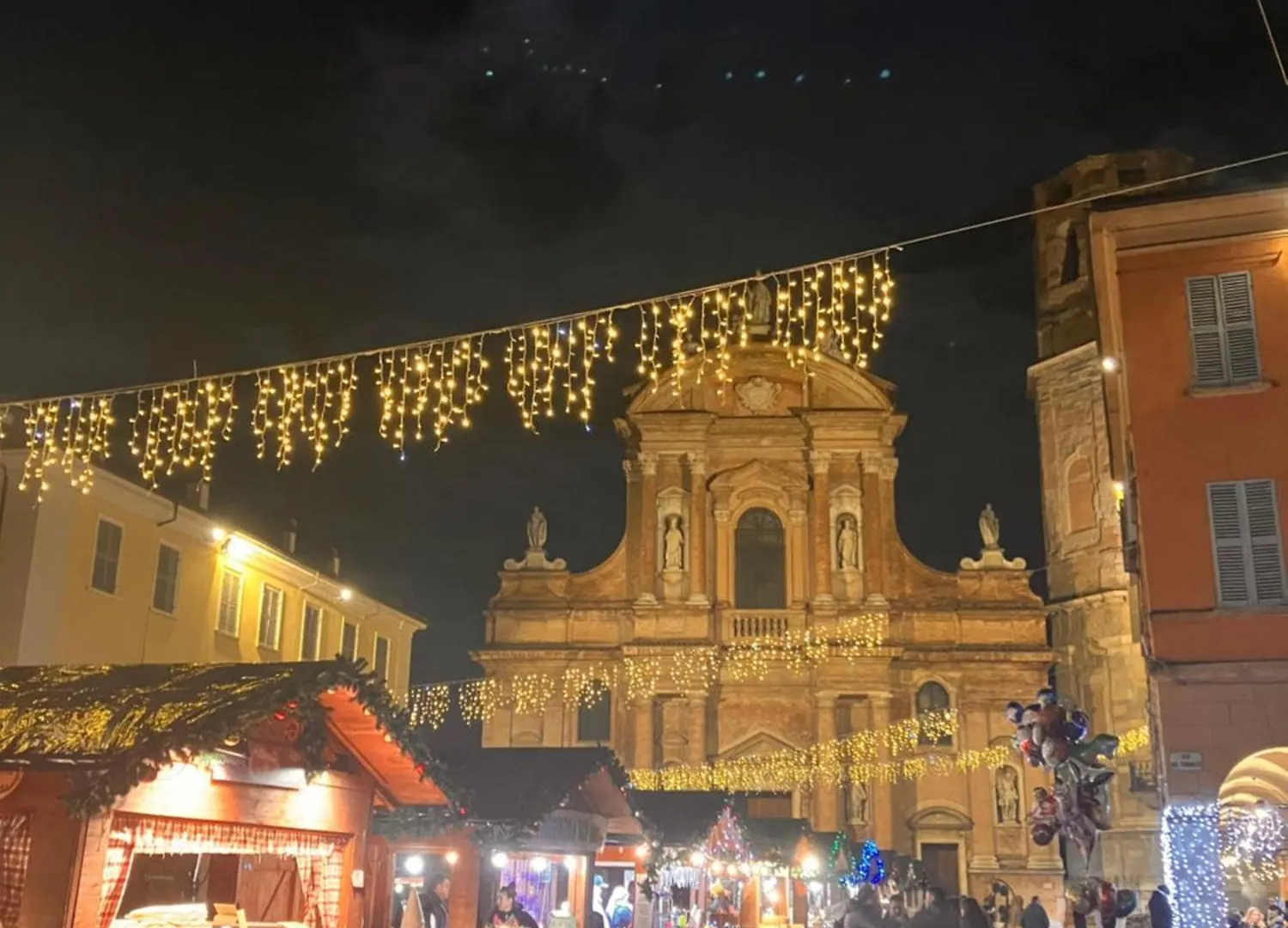 Rossena Home Tranquillo Appartamento, Con Giardino, Vicino Al Centro Ed All'Ospedale Santa Maria Nuova Smn ريجّو إيميليا شقة